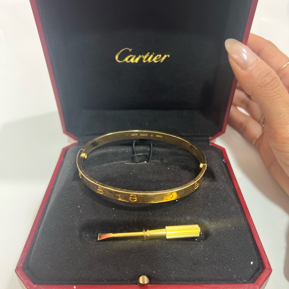 LOVE BRACELET